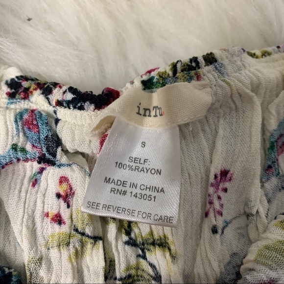 inTu White Floral Off Shoulder Top - Picture 4 of 4